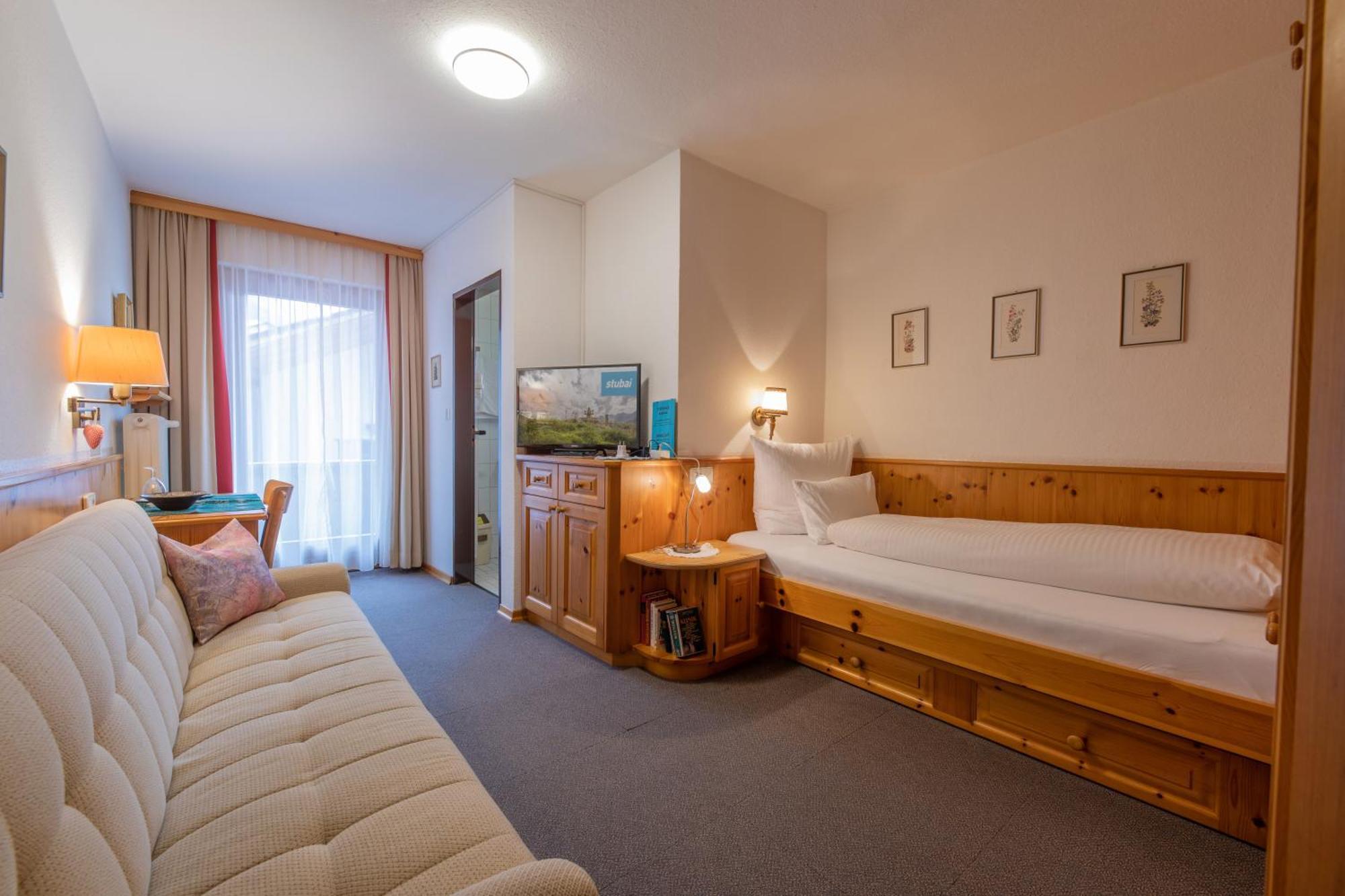 Pension Danler Telfes im Stubai Exterior foto