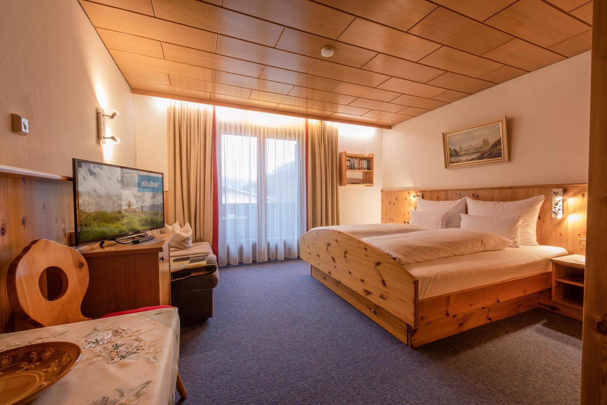 Pension Danler Telfes im Stubai Exterior foto